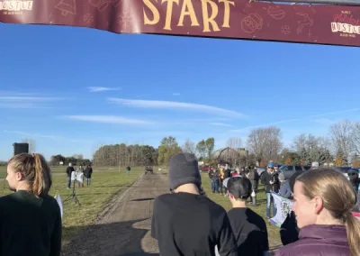 Blake's Holiday Hustle 5K - Starting Line